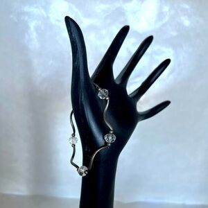 Elegant Silver and Clear Crystal Stretch Bracelet